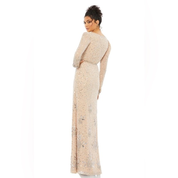 Mac Duggal 10769 NWOT Sequined Floral Embellished Long Sleeve Gown - Picture 4 of 7